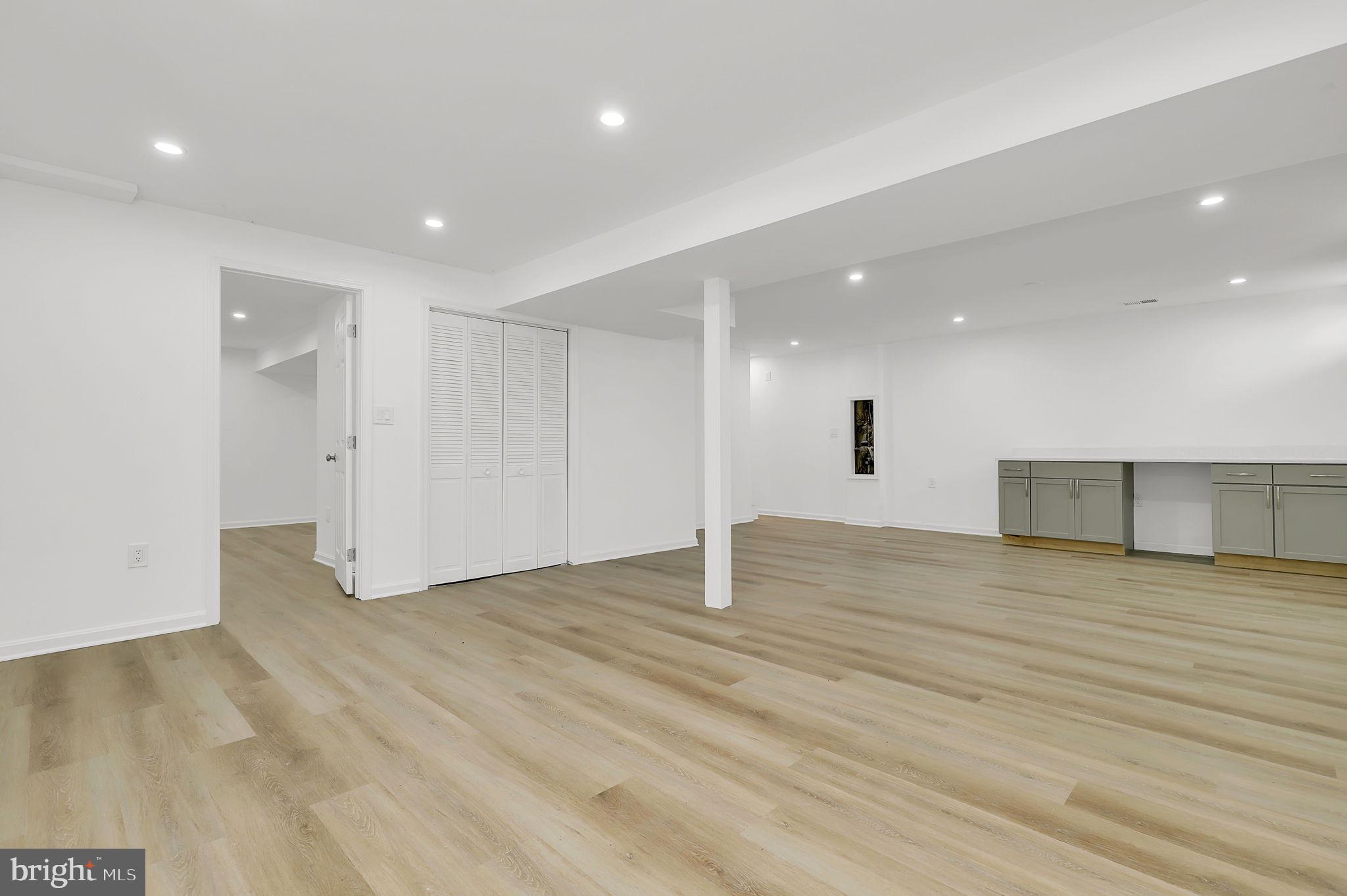 MONTPELIER WOODS - Residential