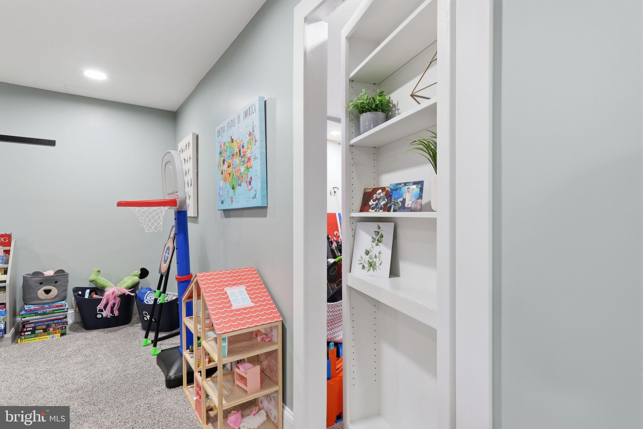 TANGLEWOOD - Residential