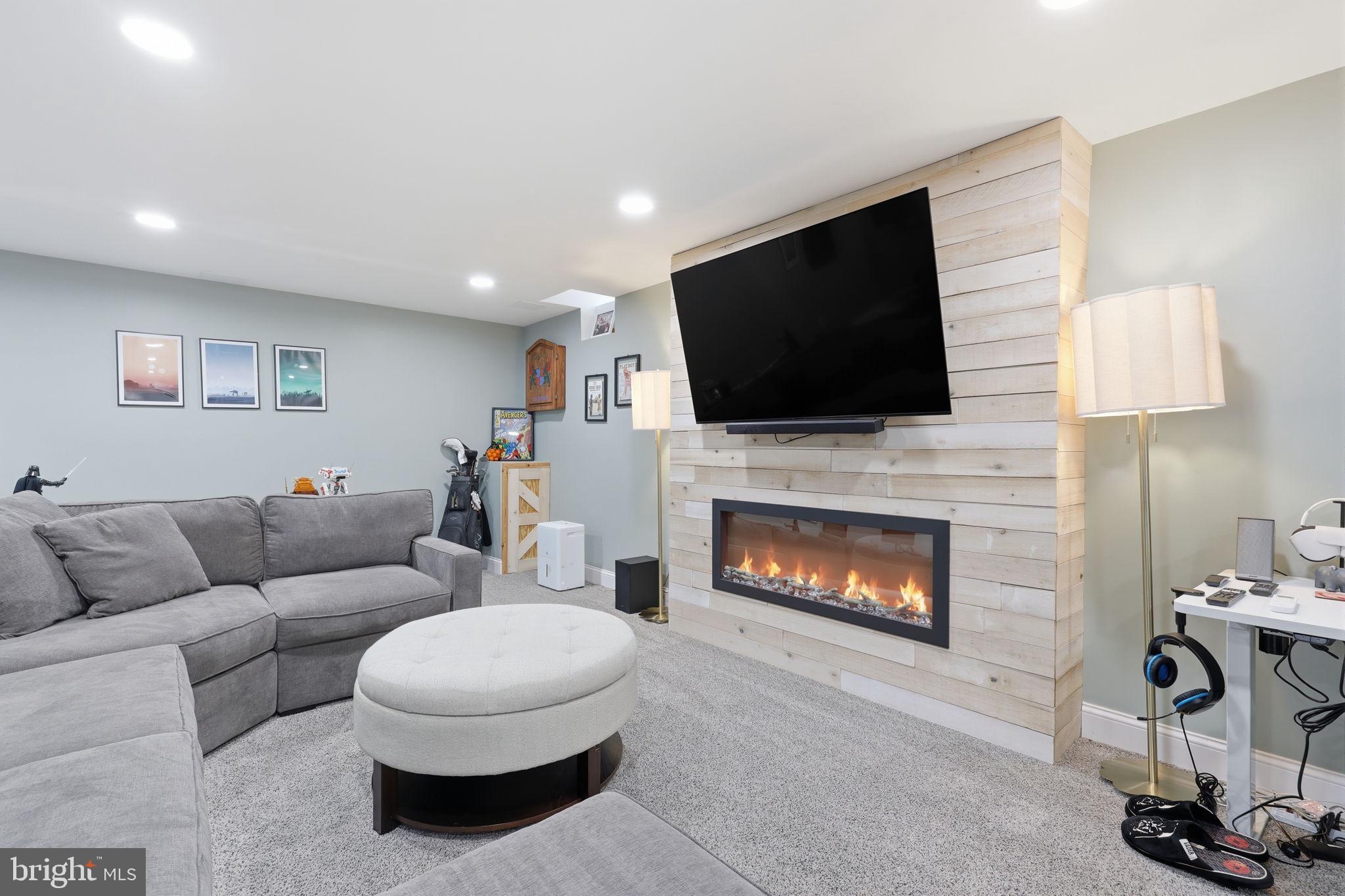 TANGLEWOOD - Residential