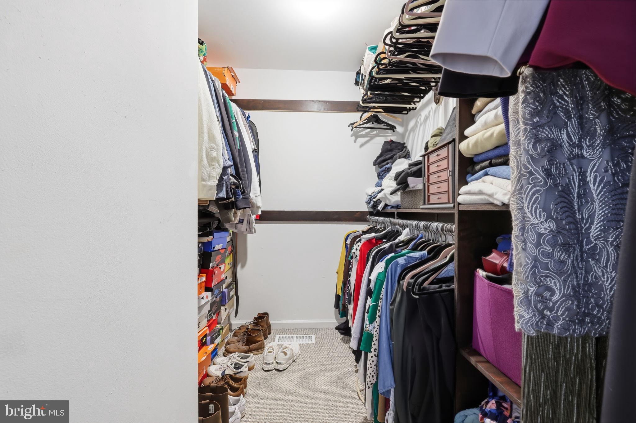 TANGLEWOOD - Residential