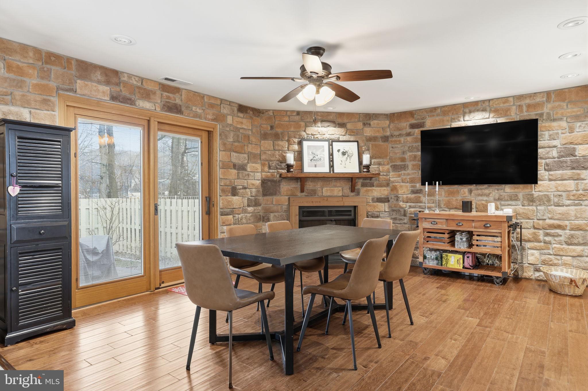 TANGLEWOOD - Residential