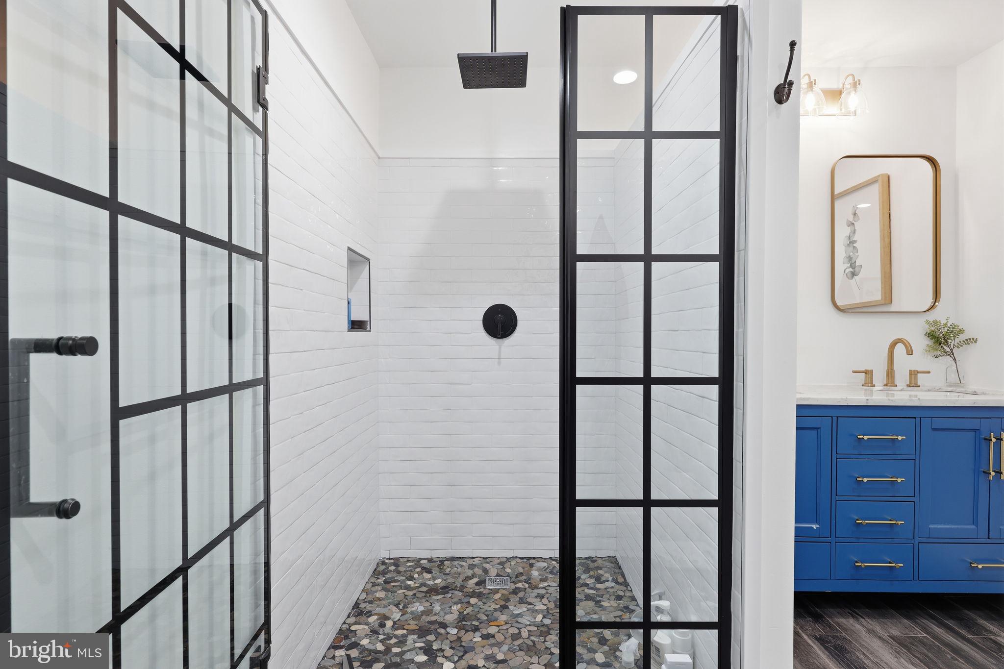 TANGLEWOOD - Residential