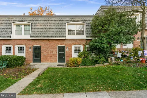 5927 Bayshire Road, Springfield, VA MLS: VAFX2288282