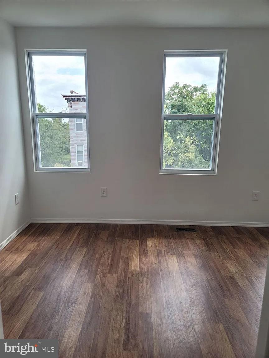 HARLEM PARK - Residential Lease