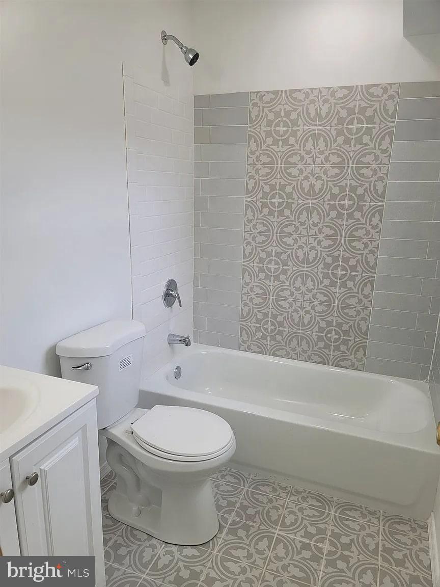 HARLEM PARK - Residential Lease