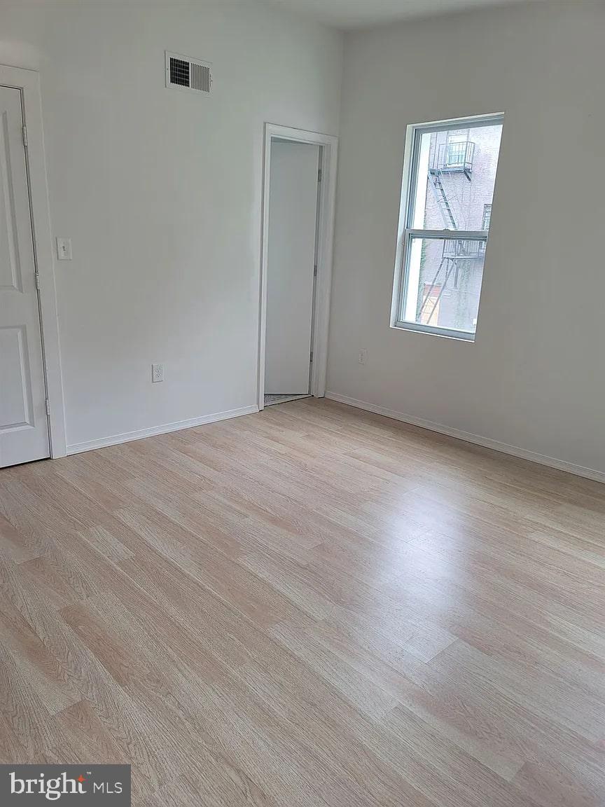 HARLEM PARK - Residential Lease