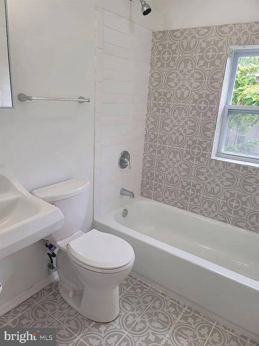 HARLEM PARK - Residential Lease