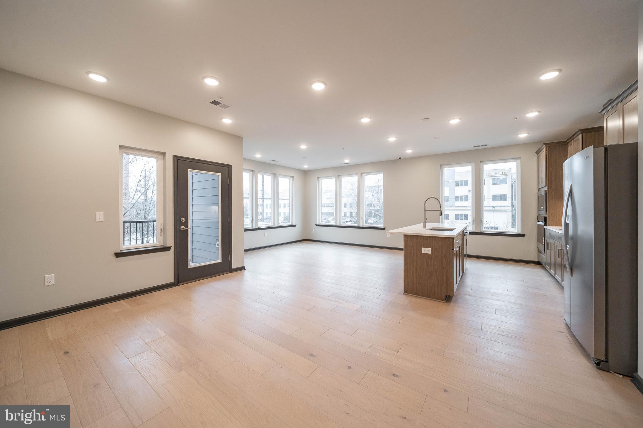 WASHINGTON PLACE - Residential