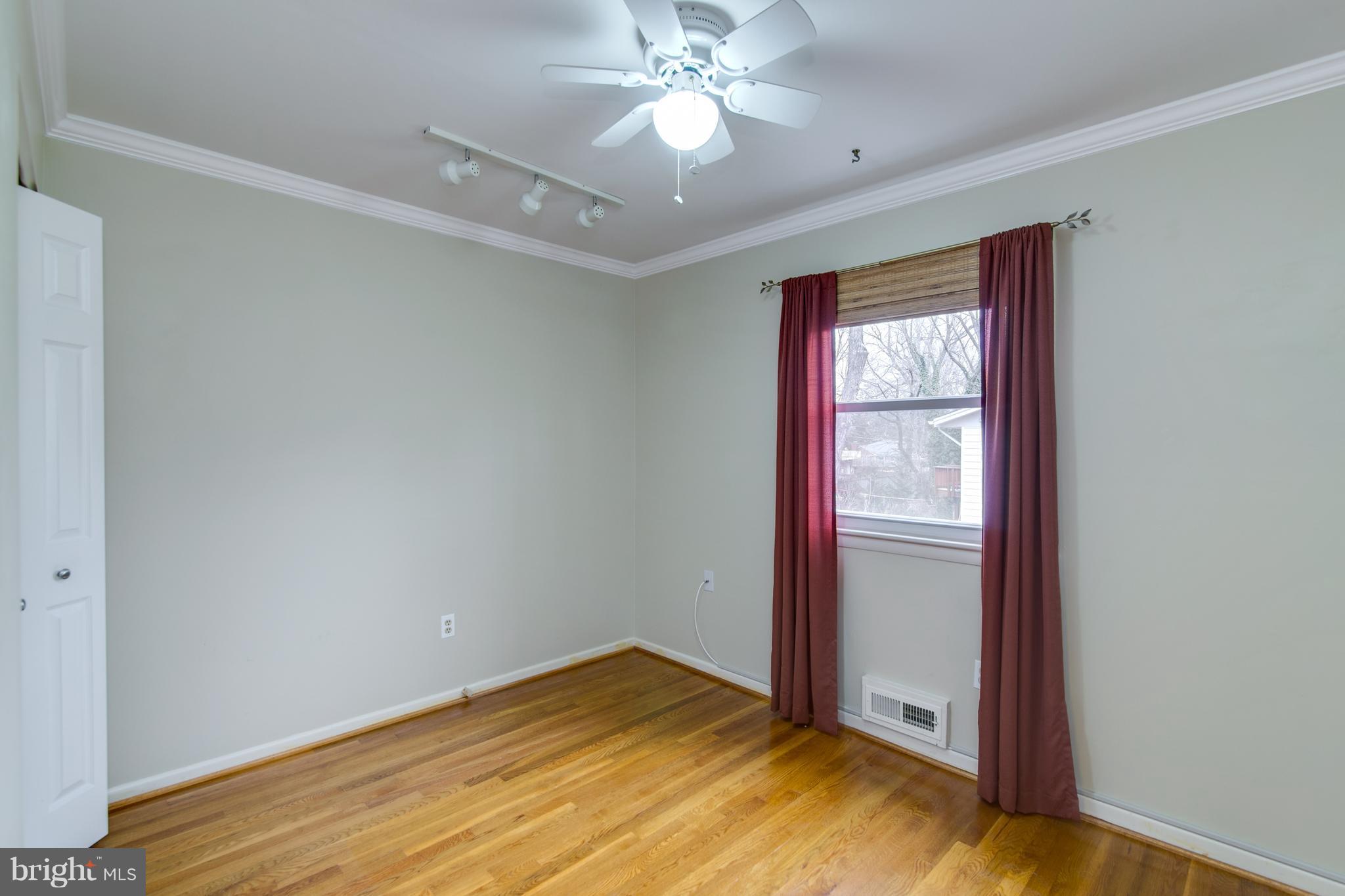 LAYTON HALL - Residential