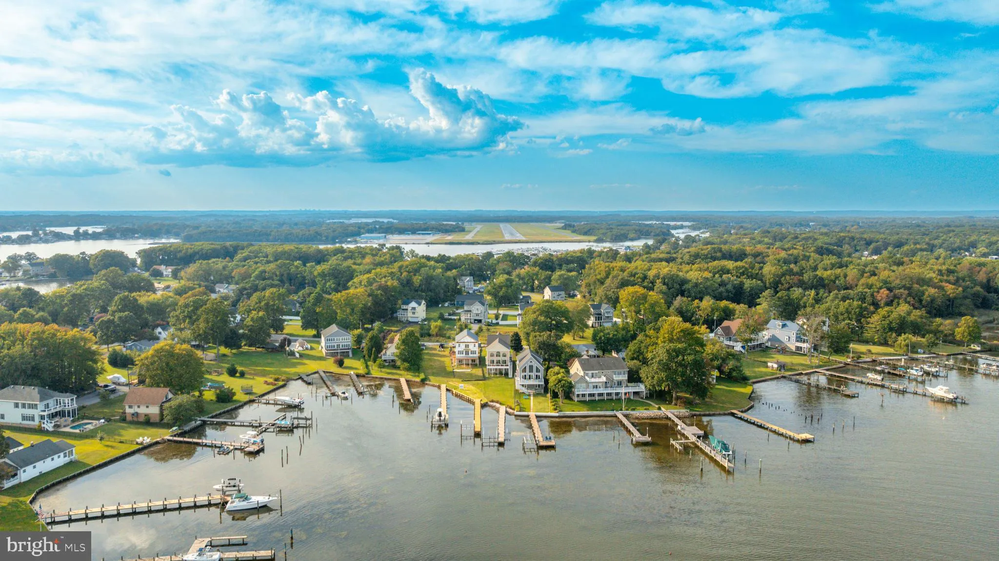 Middle River, Maryland 21220, United States, 3 Bedrooms Bedrooms, ,4 BathroomsBathrooms,Residential,Active,211524