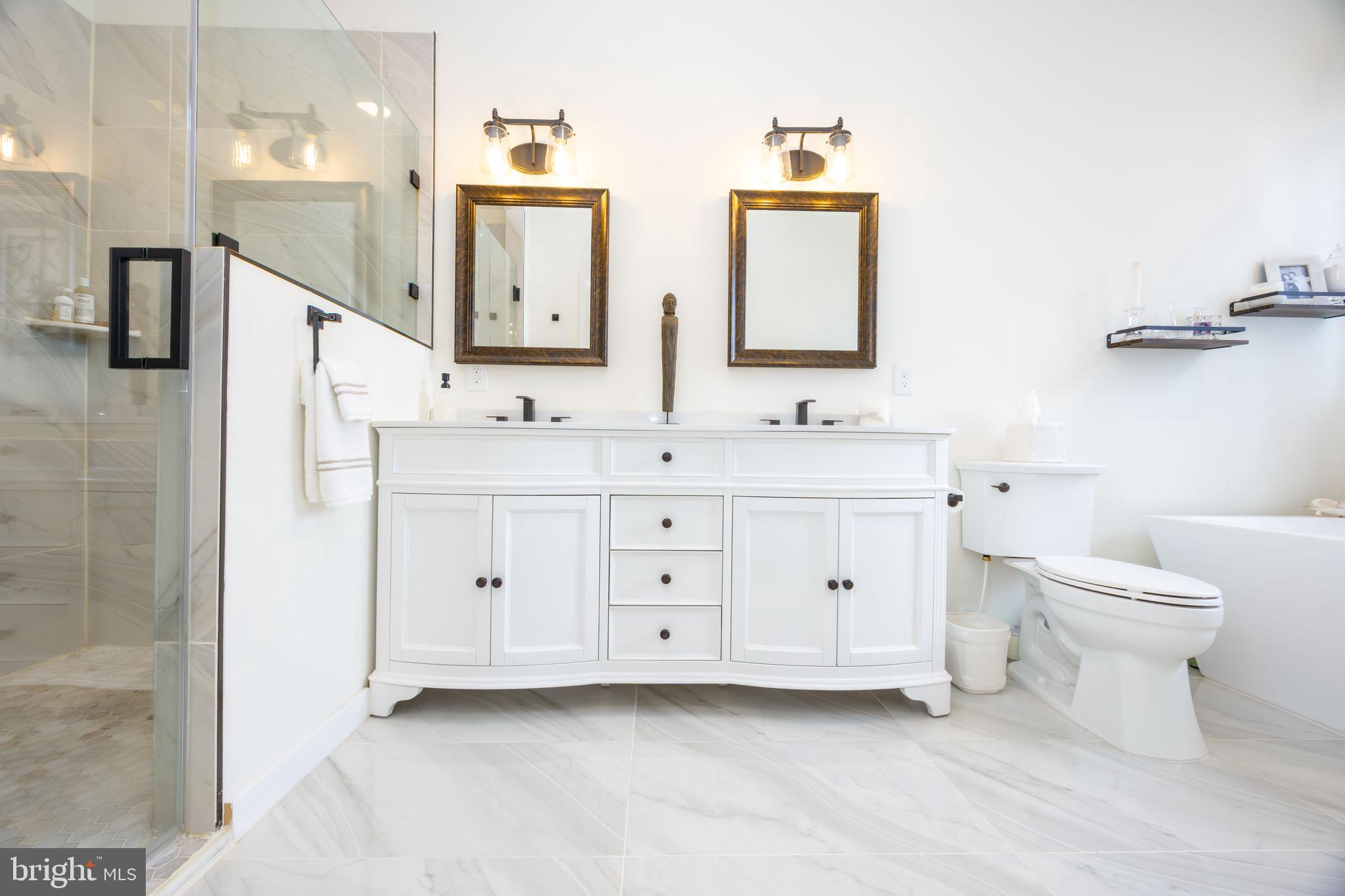 LONG BEACH ESTATES - Residential