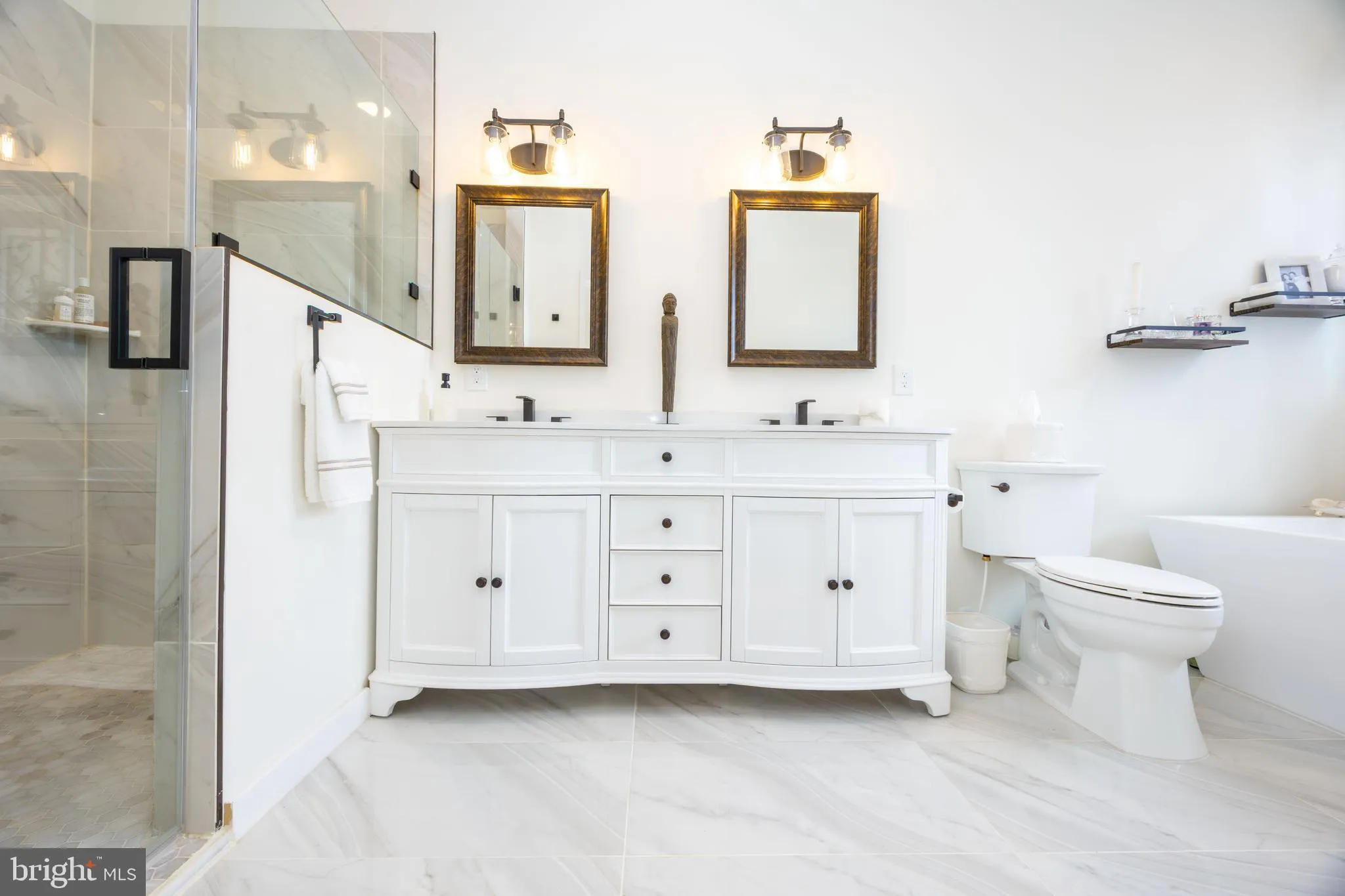 Middle River, Maryland 21220, United States, 3 Bedrooms Bedrooms, ,4 BathroomsBathrooms,Residential,Active,211524