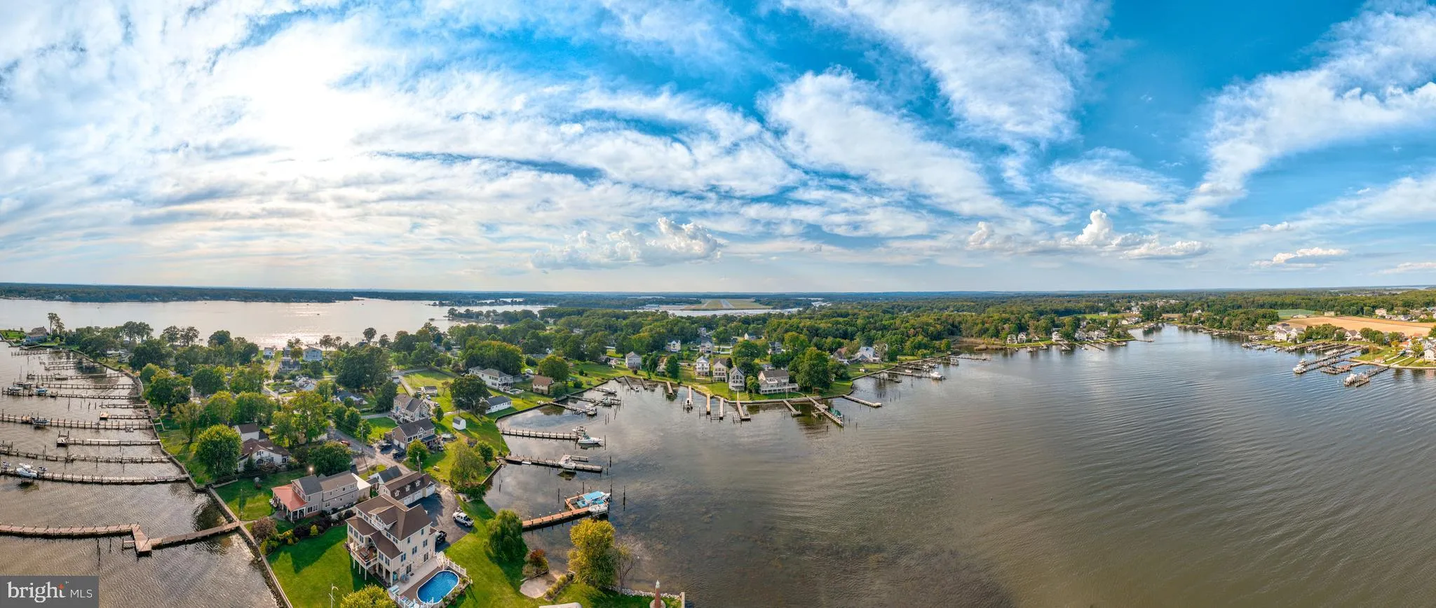 Middle River, Maryland 21220, United States, 3 Bedrooms Bedrooms, ,4 BathroomsBathrooms,Residential,Active,211524