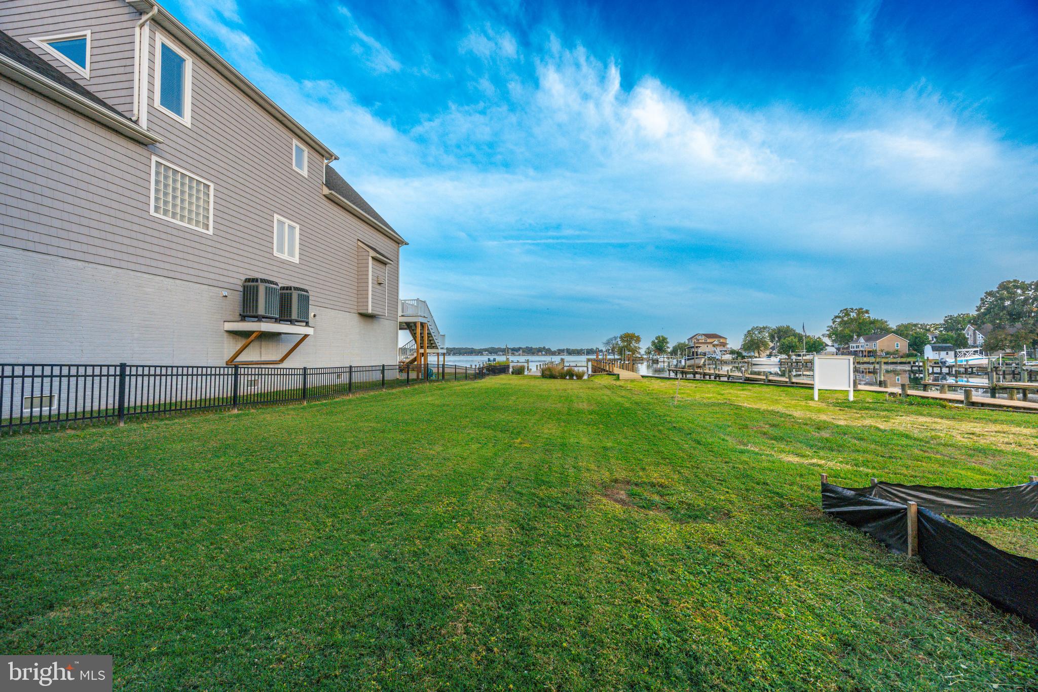 LONG BEACH ESTATES - Residential