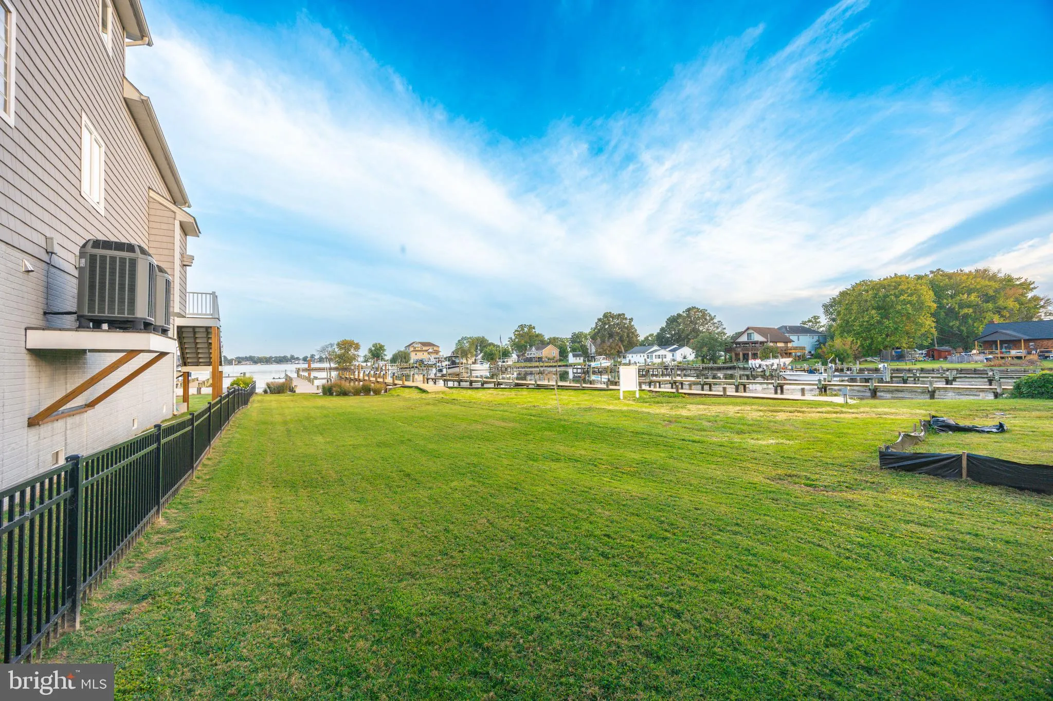 Middle River, Maryland 21220, United States, 3 Bedrooms Bedrooms, ,4 BathroomsBathrooms,Residential,Active,211524