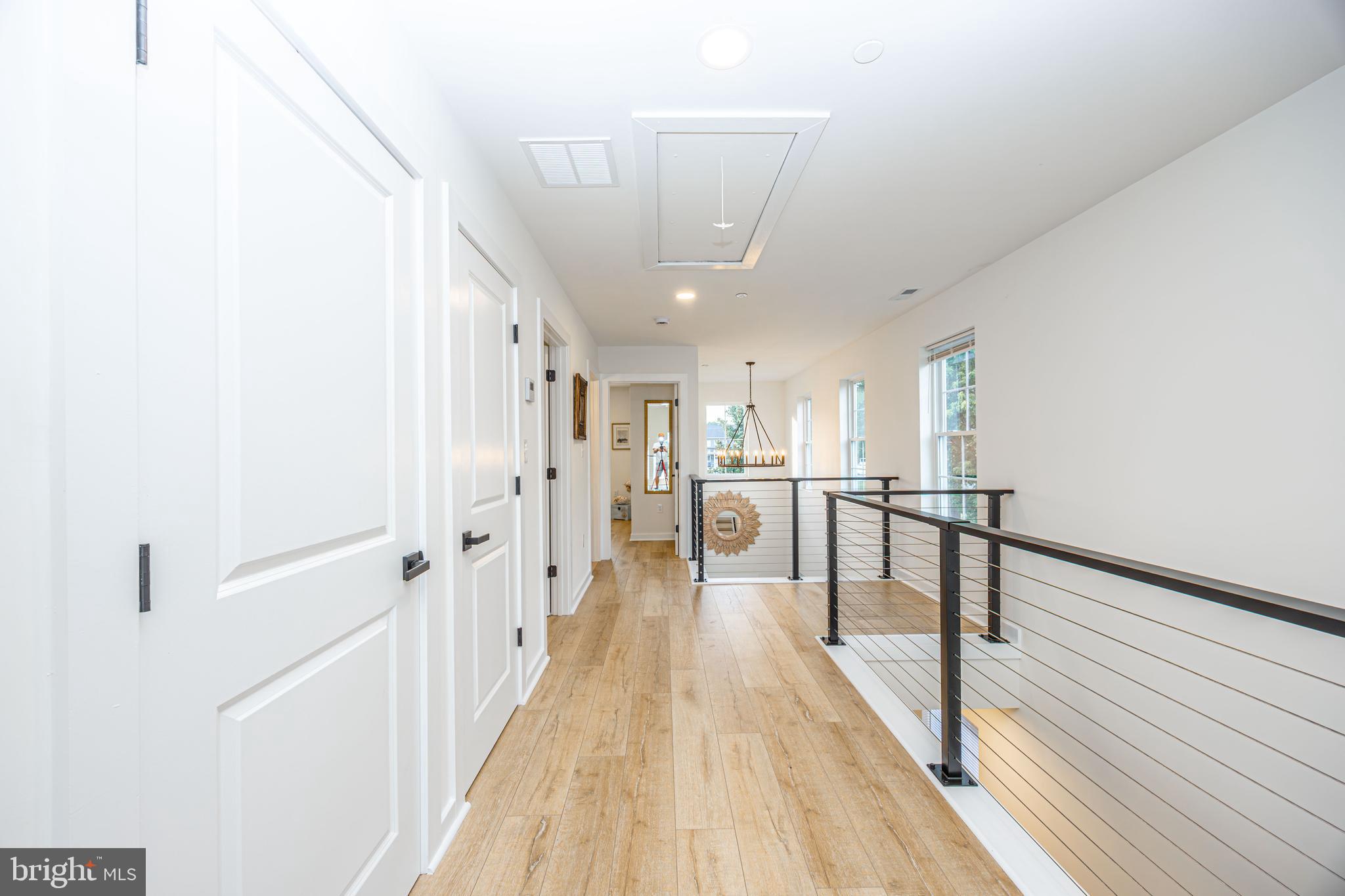 LONG BEACH ESTATES - Residential