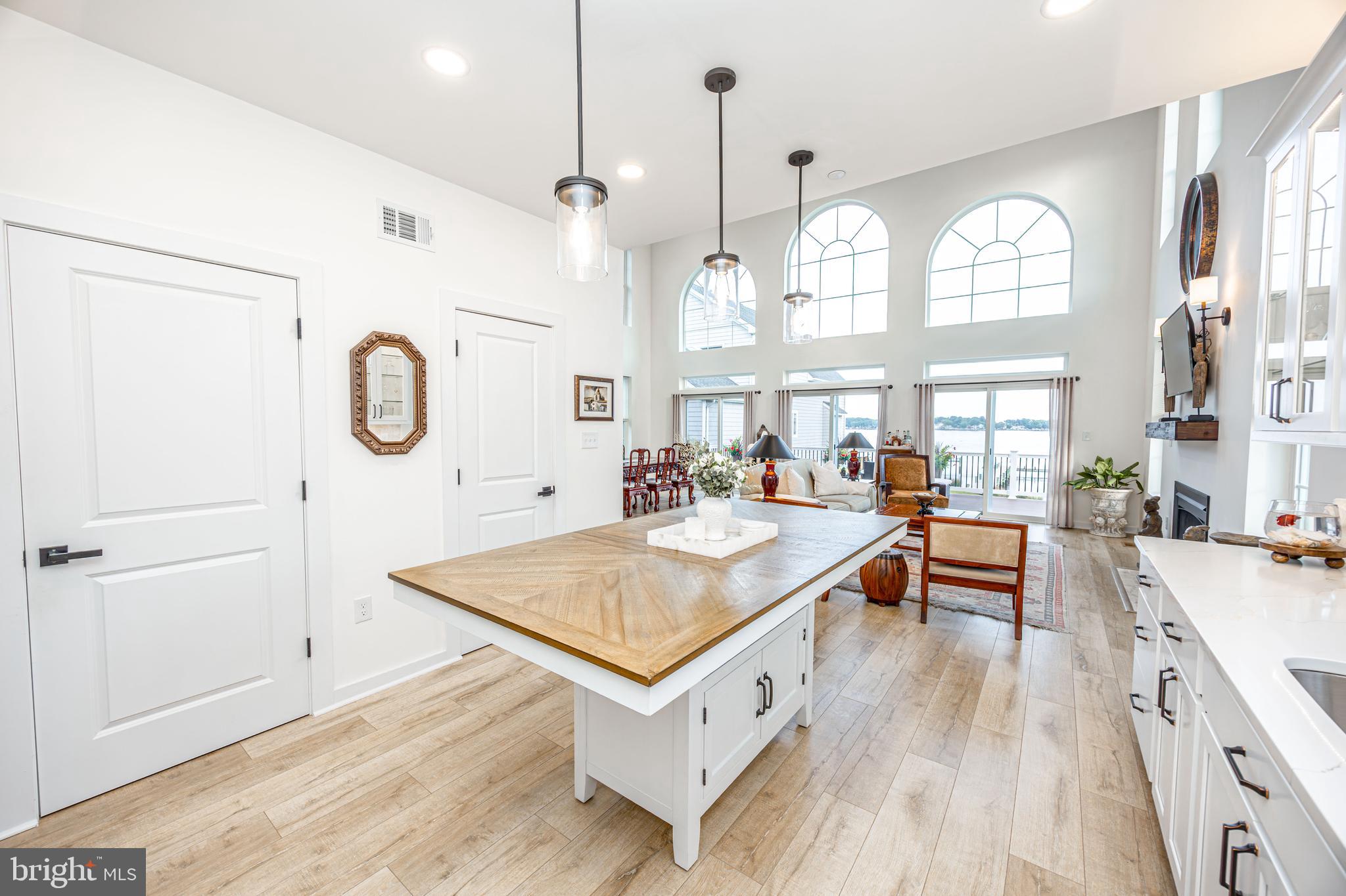 LONG BEACH ESTATES - Residential