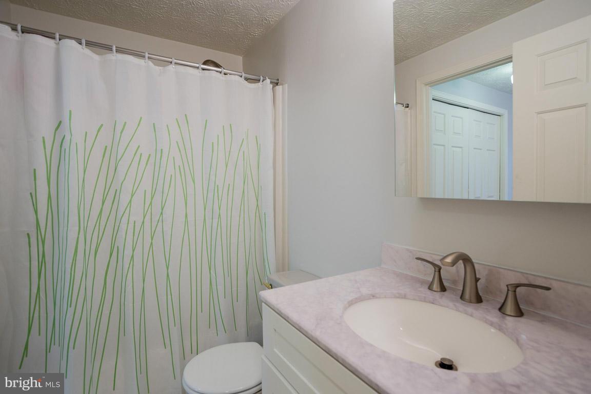 RESTON - Residential Lease