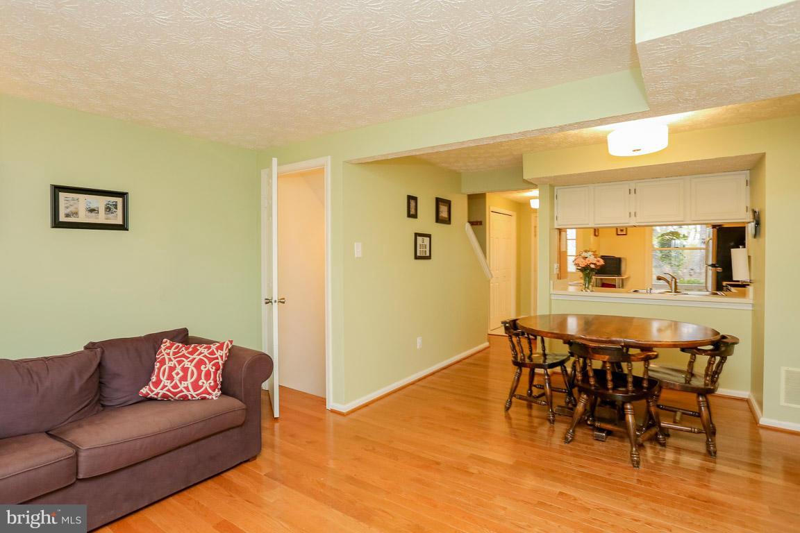 RESTON - Residential Lease