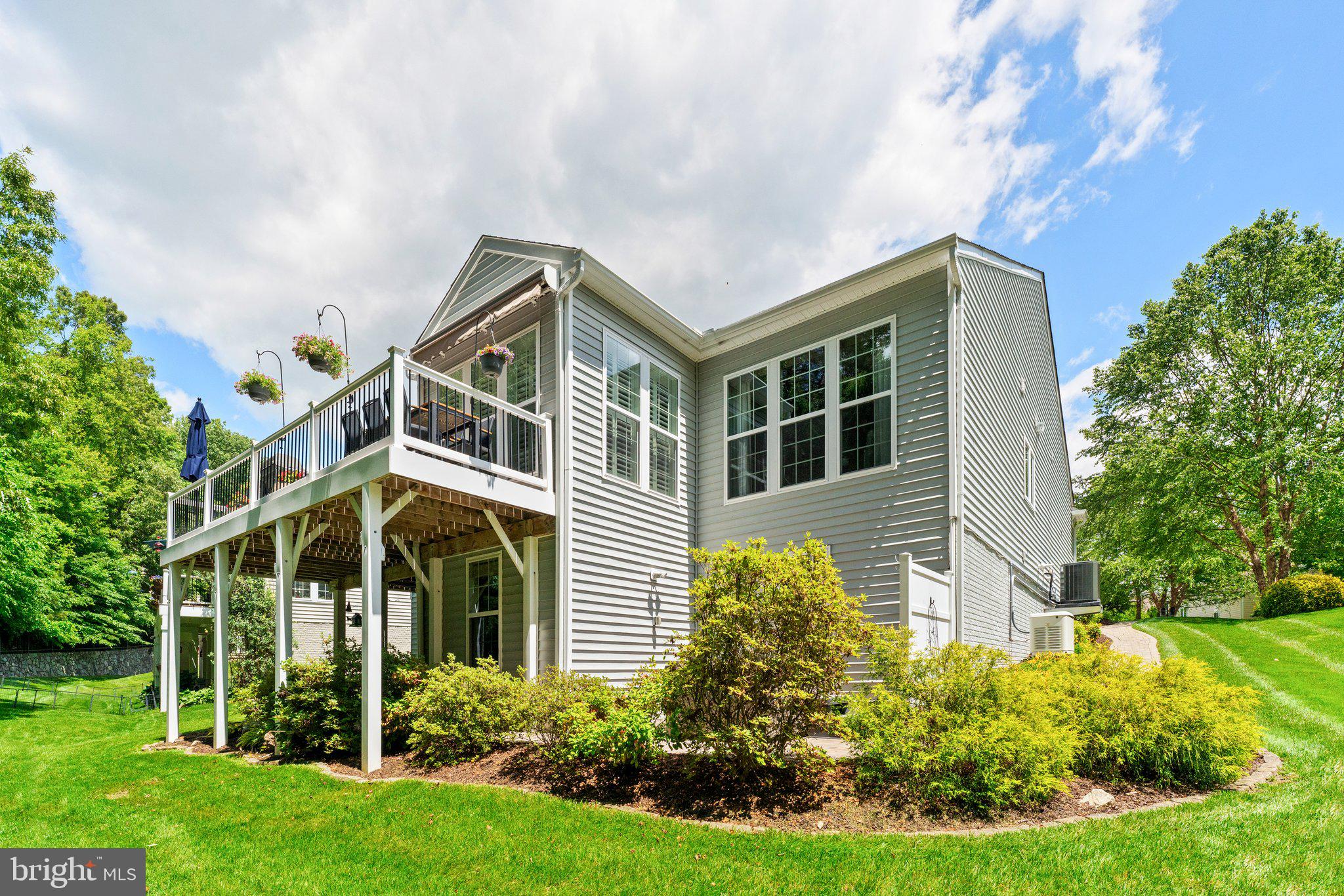 70 BATTERY POINT DRIVE