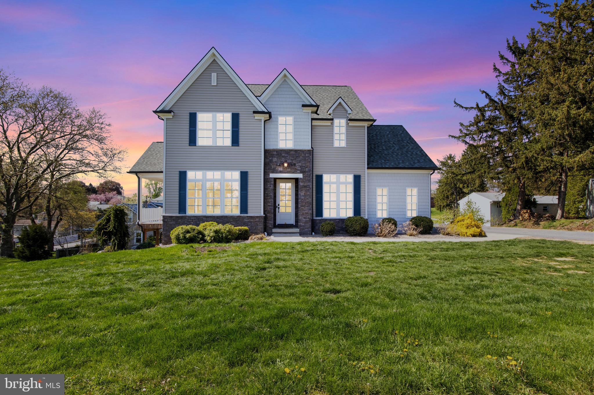 701 E WINDING HILL ROAD