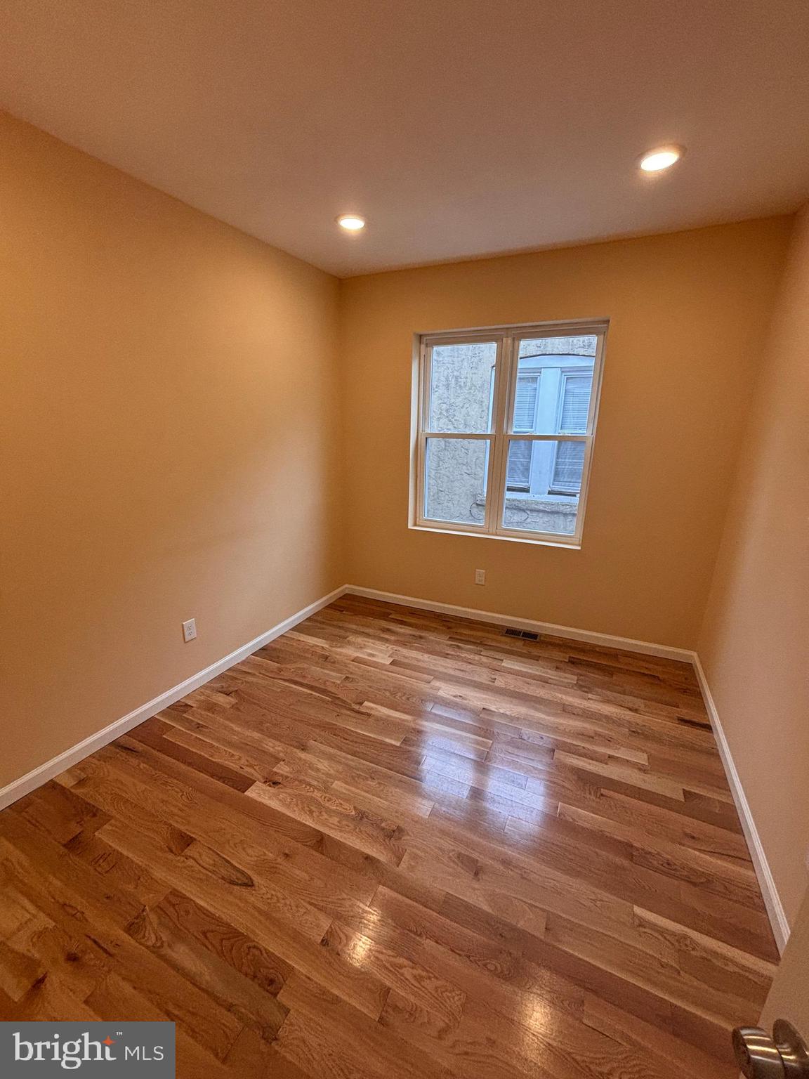 WEST OAK LANE - Residential