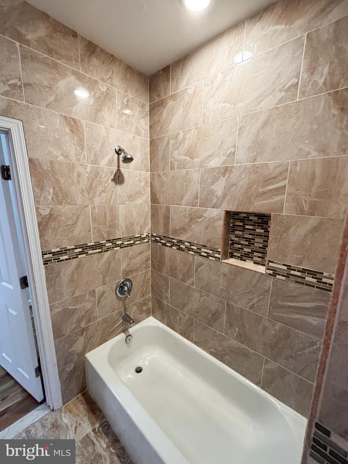 WEST OAK LANE - Residential