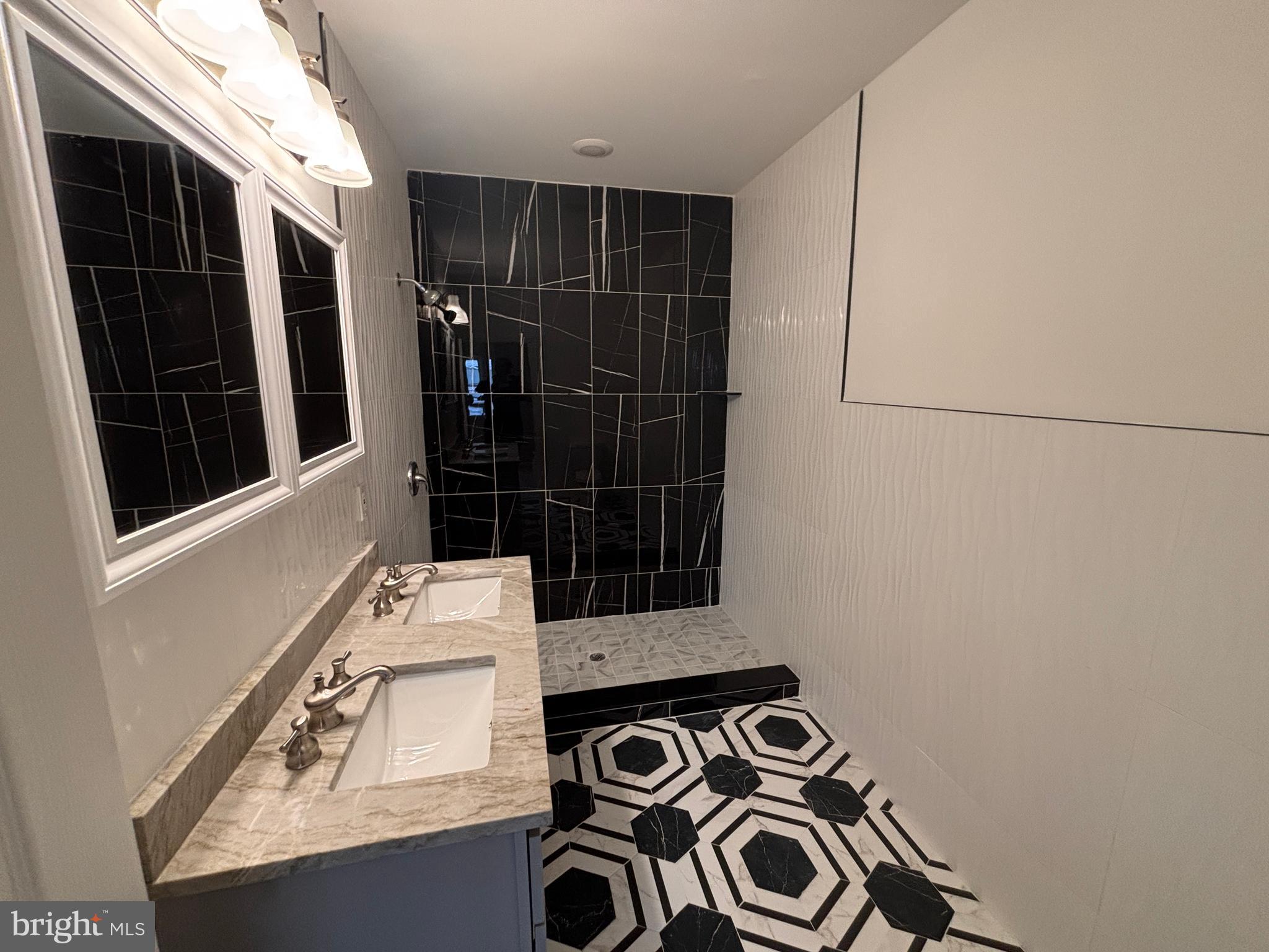WEST OAK LANE - Residential
