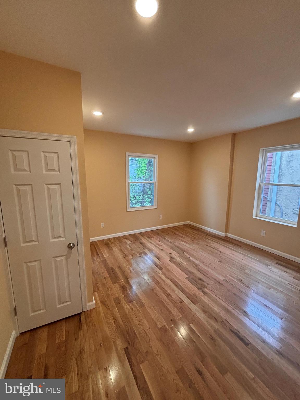 WEST OAK LANE - Residential
