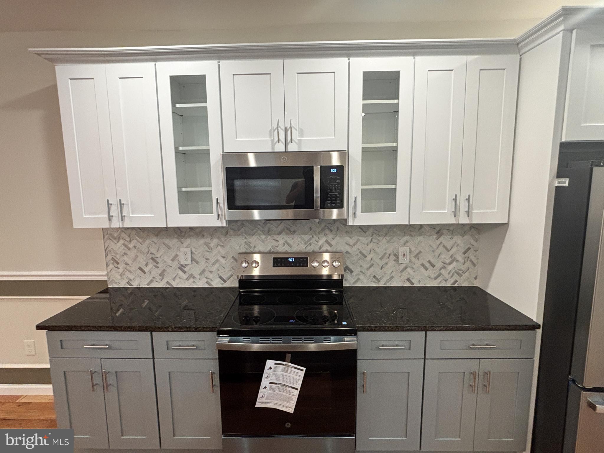 WEST OAK LANE - Residential