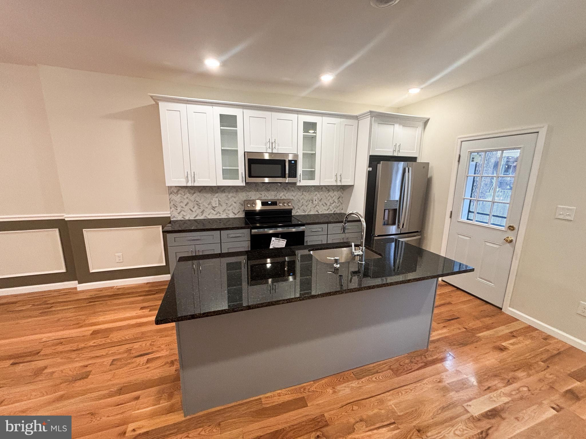 WEST OAK LANE - Residential