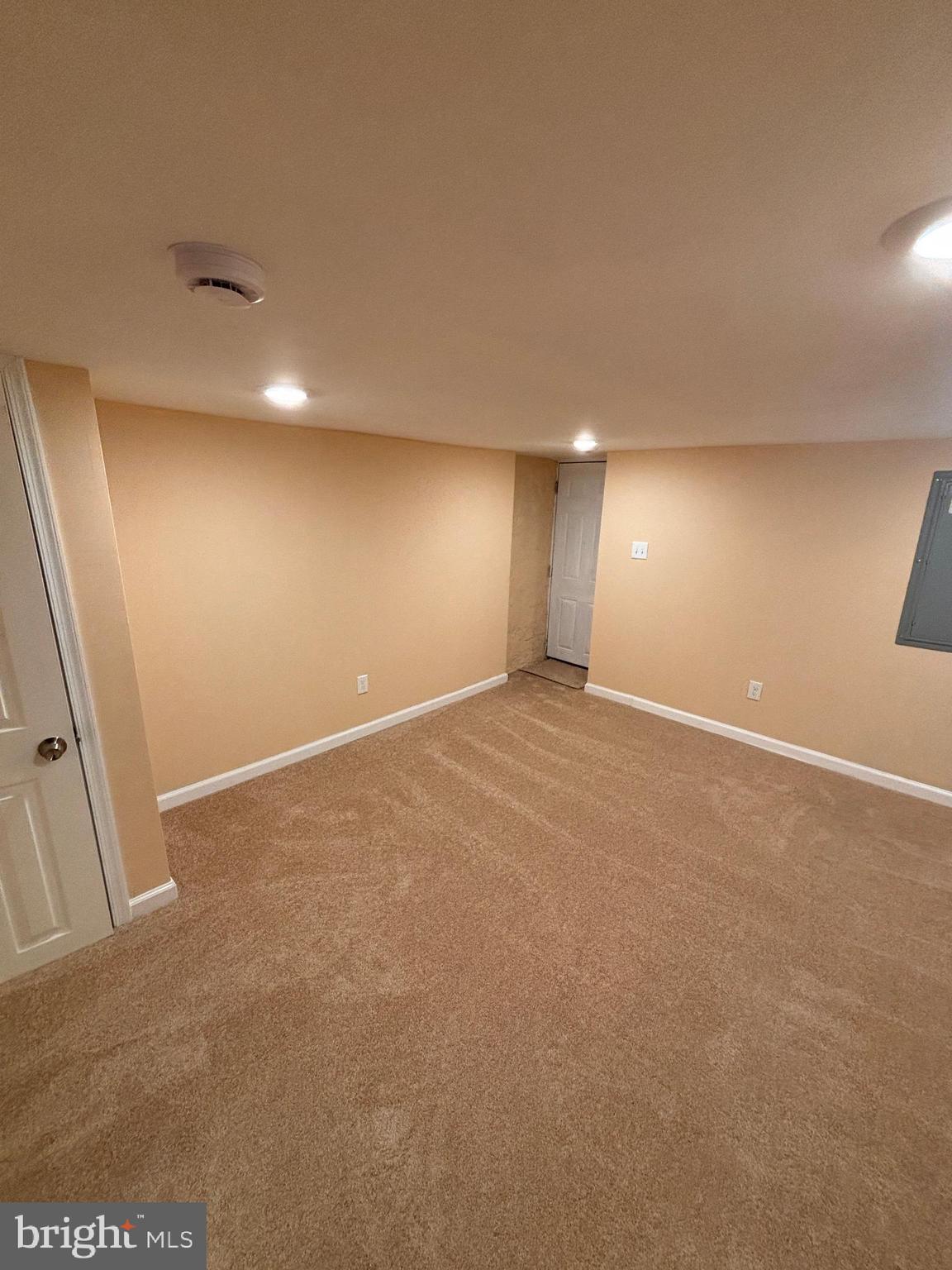 WEST OAK LANE - Residential