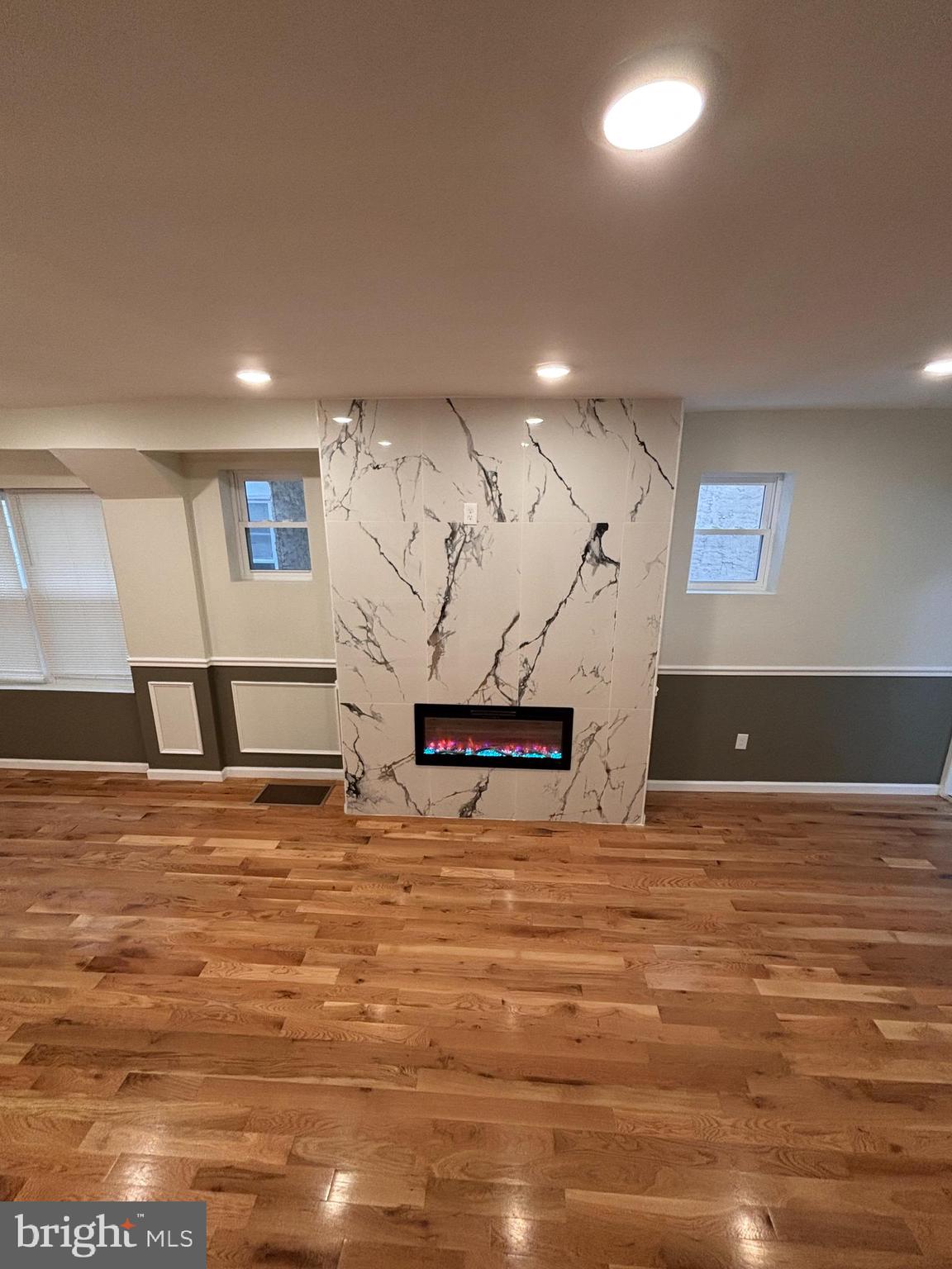 WEST OAK LANE - Residential