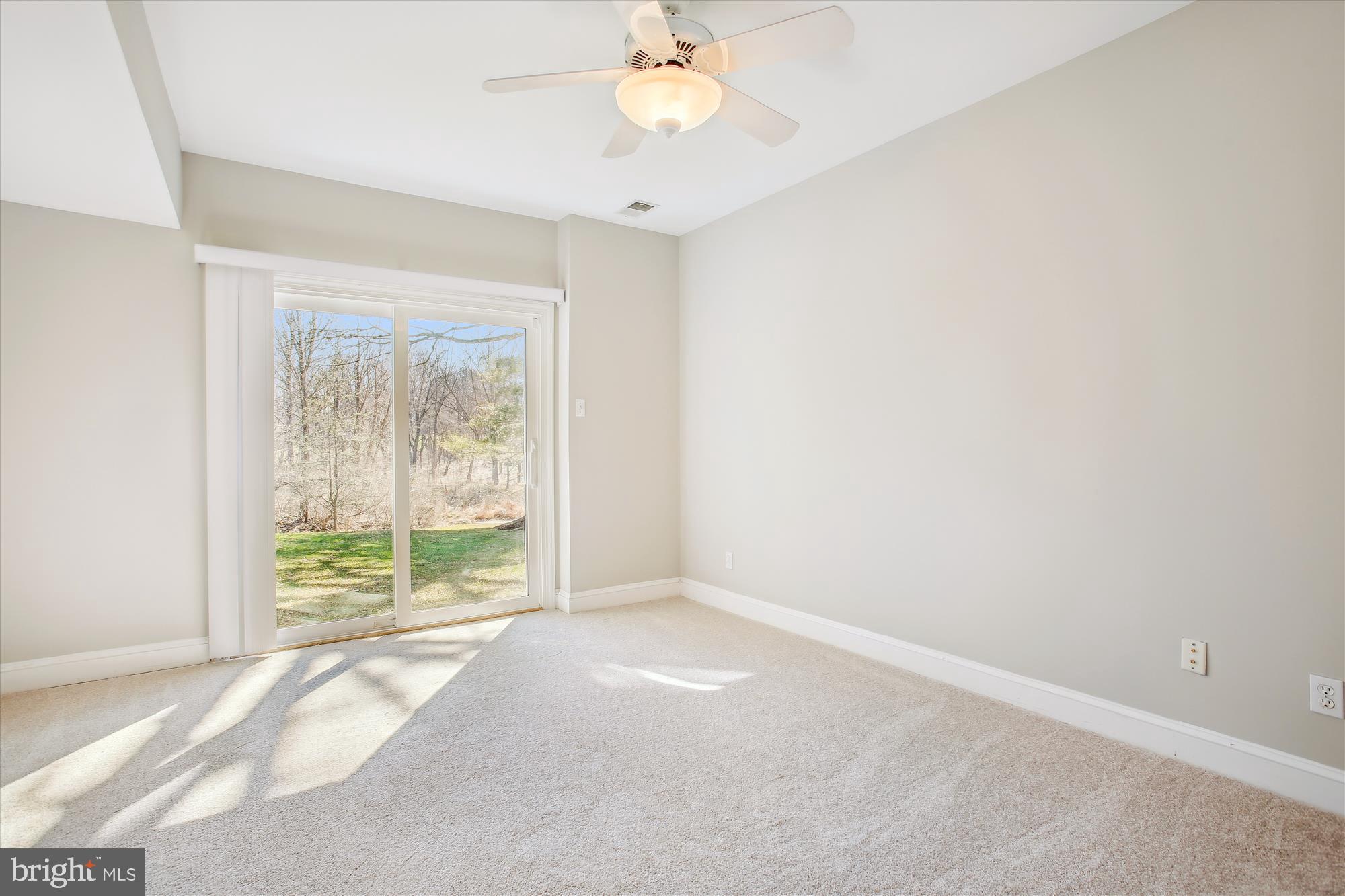 HUNTER MILL ESTATES - Residential