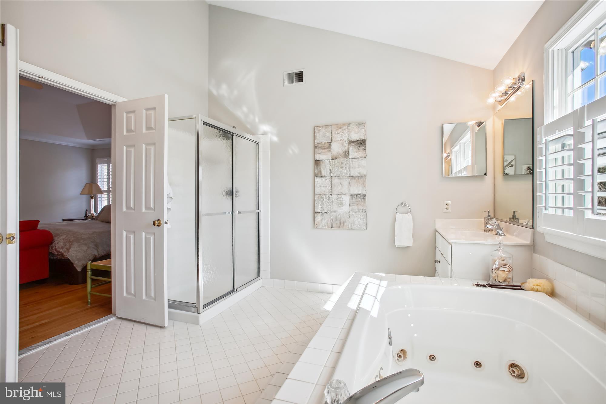 HUNTER MILL ESTATES - Residential