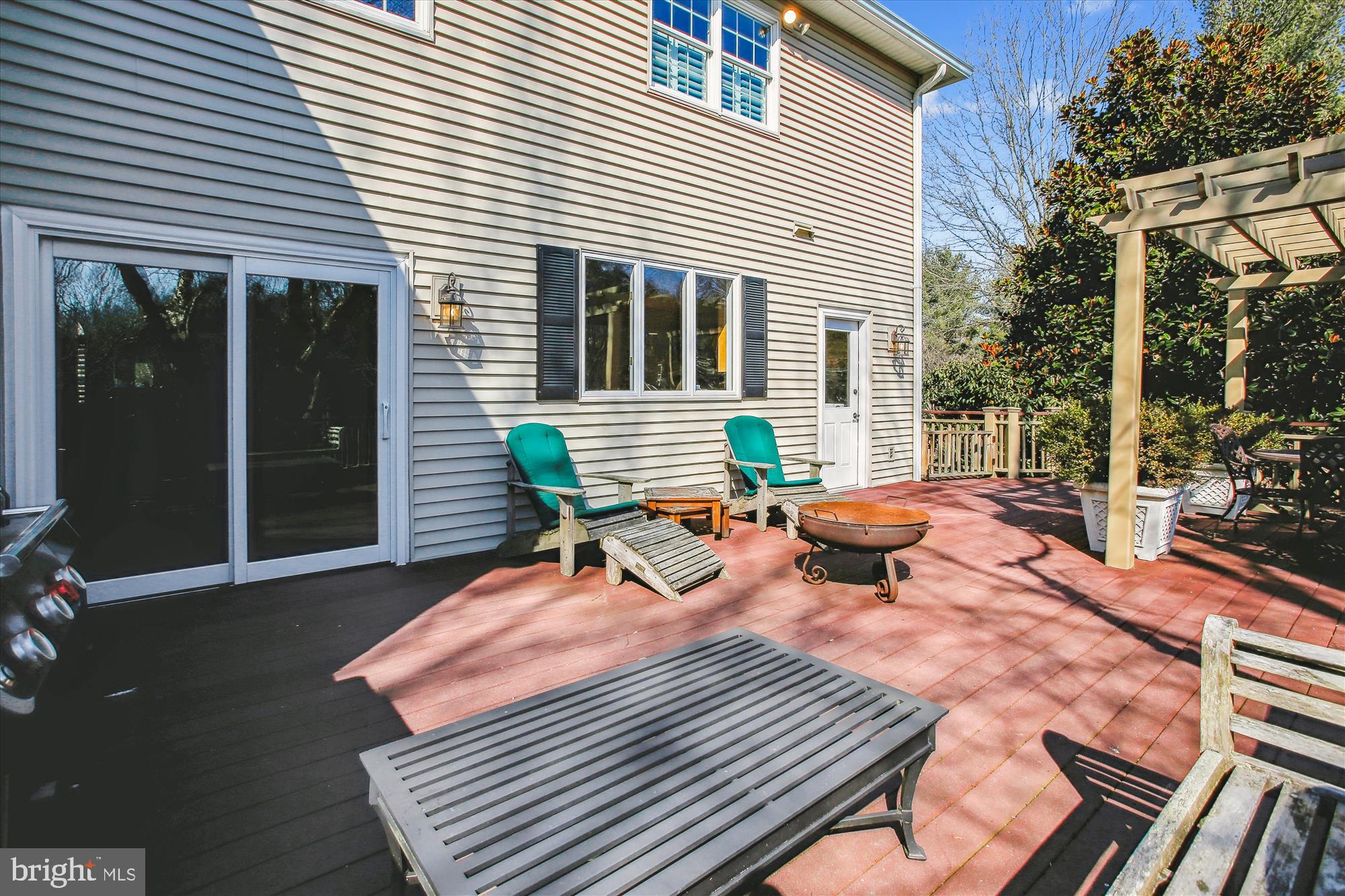 HUNTER MILL ESTATES - Residential