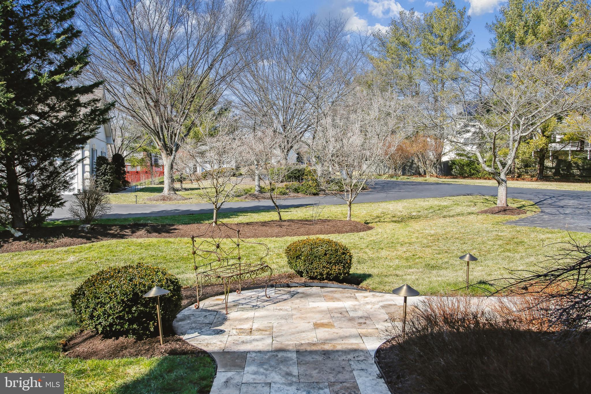 HUNTER MILL ESTATES - Residential