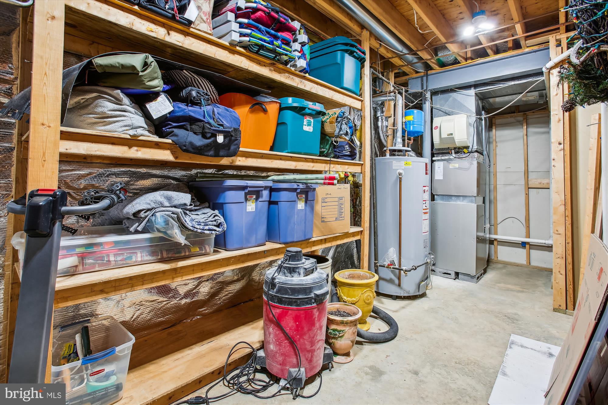 HUNTER MILL ESTATES - Residential