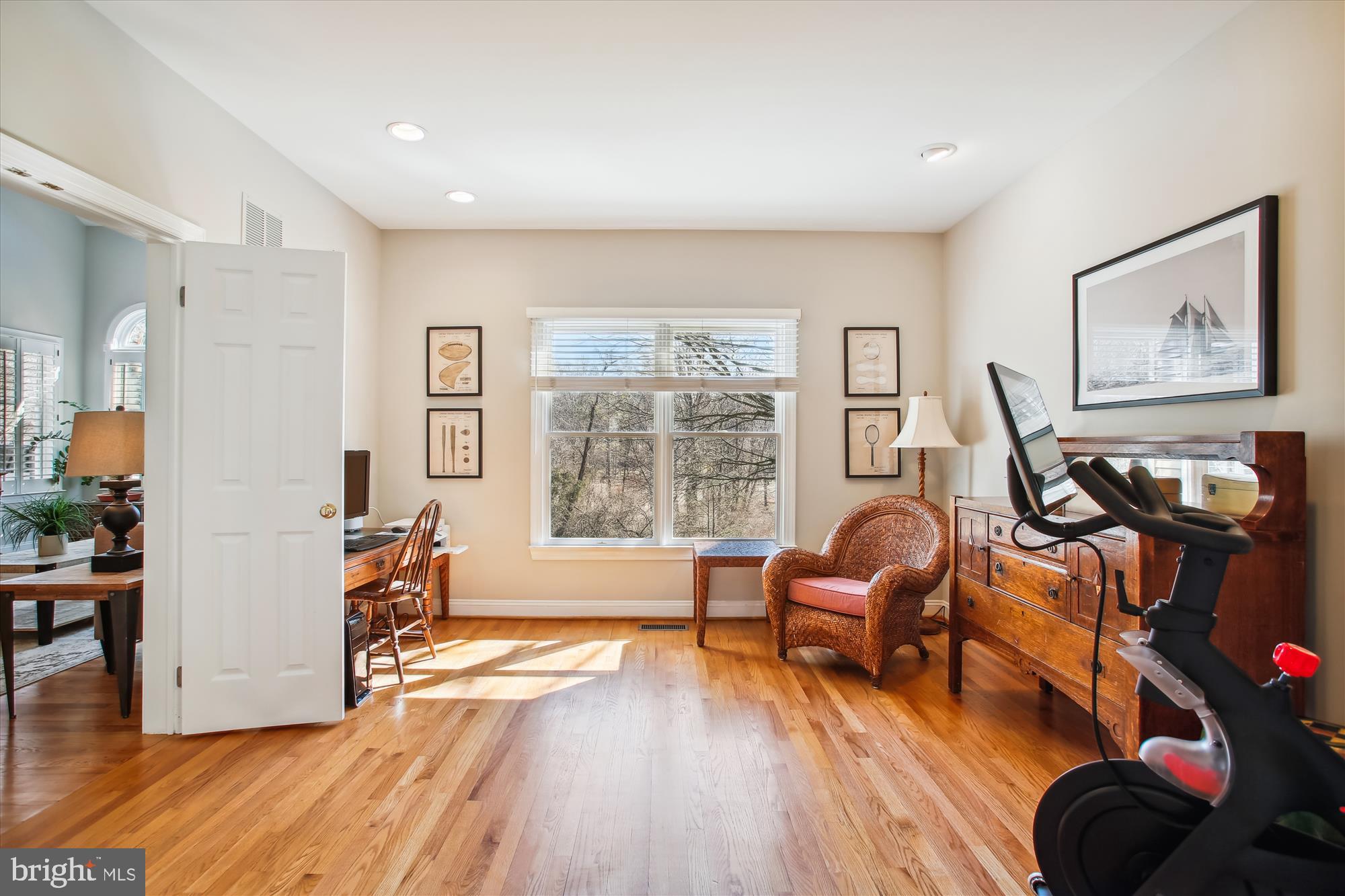 HUNTER MILL ESTATES - Residential