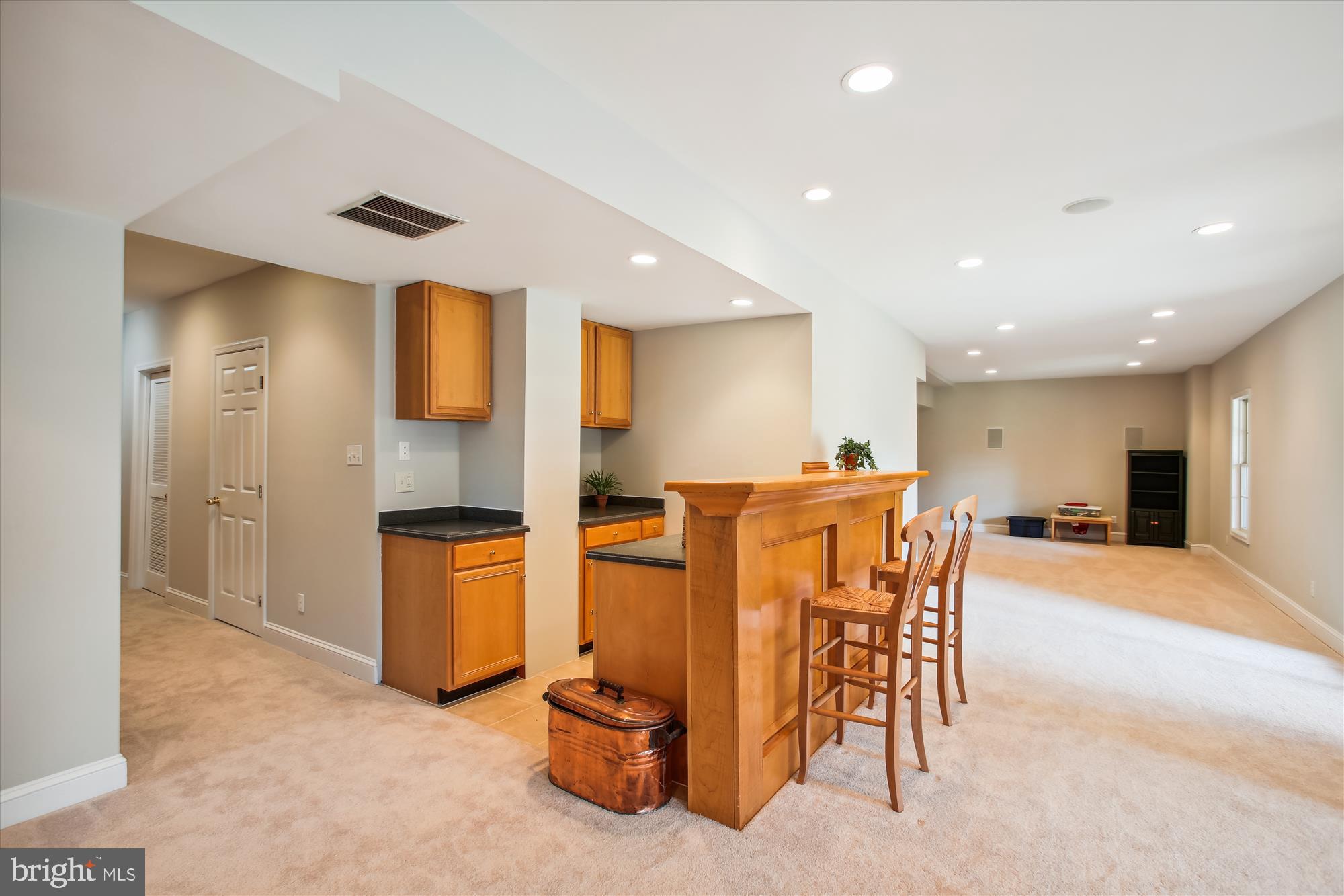 HUNTER MILL ESTATES - Residential