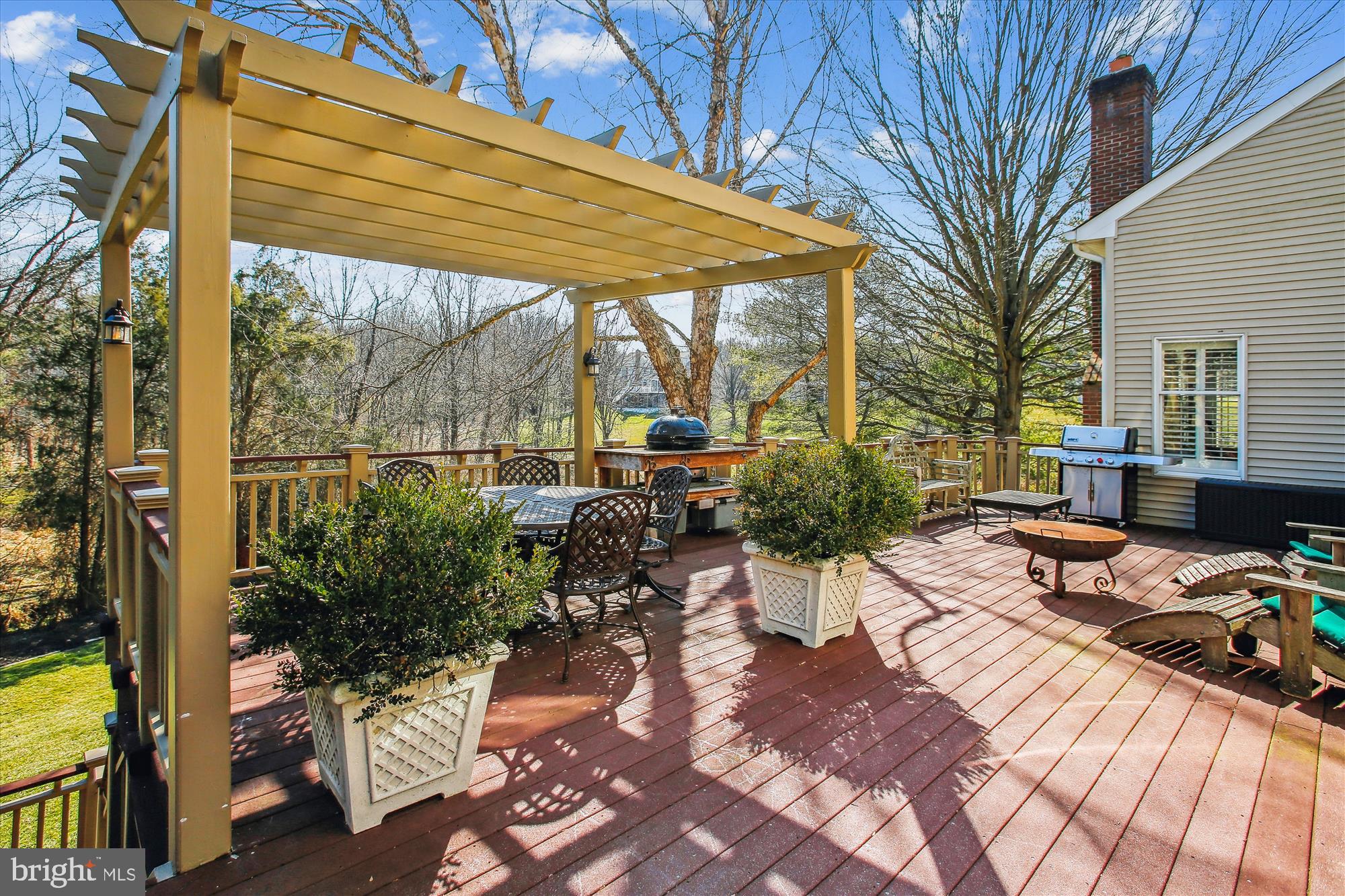 HUNTER MILL ESTATES - Residential