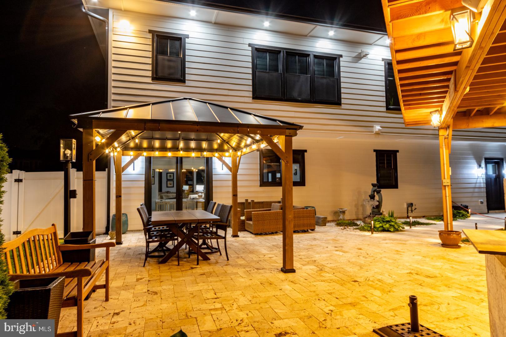 BROOKFIELD - Residential