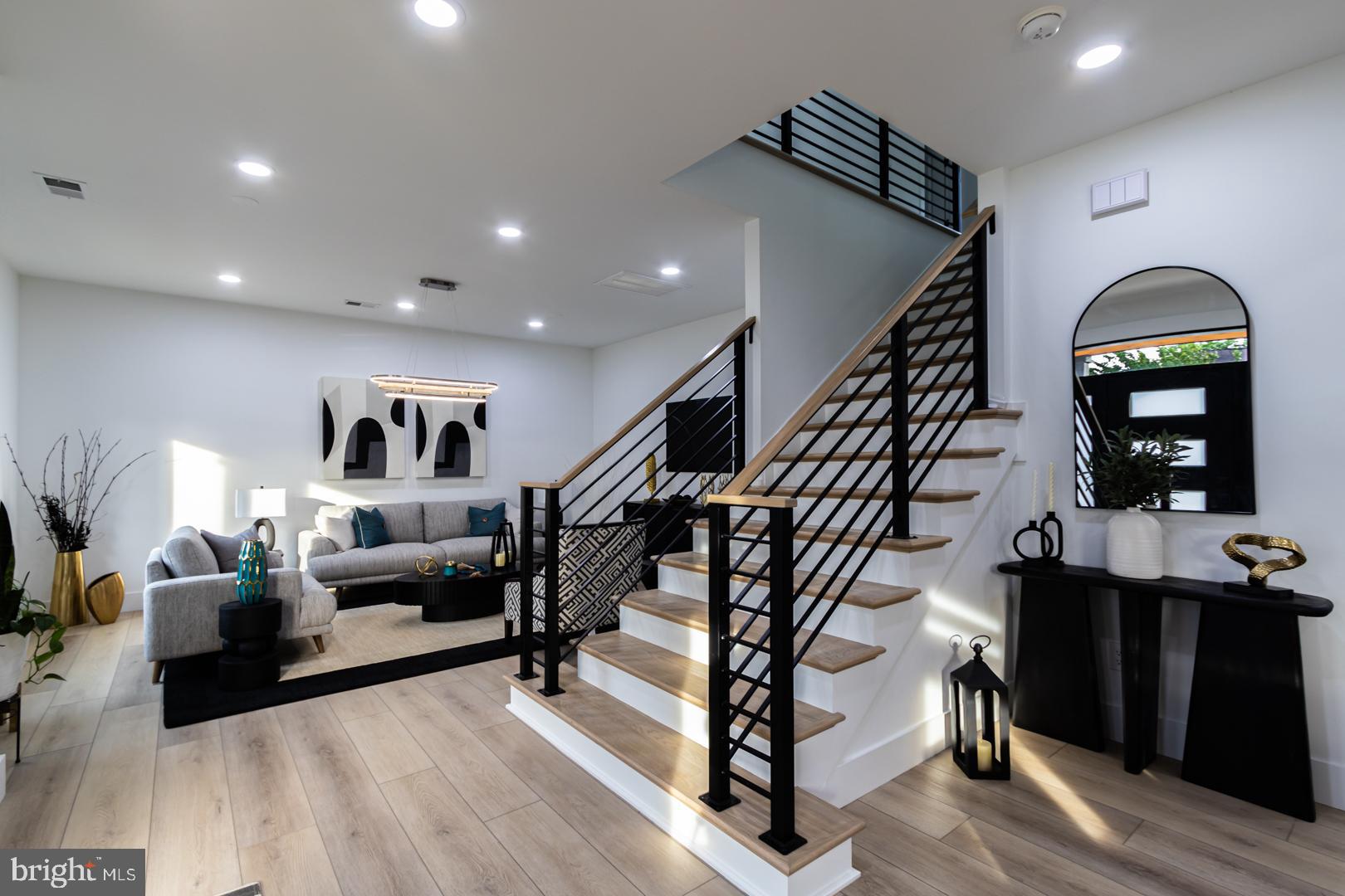 BROOKFIELD - Residential