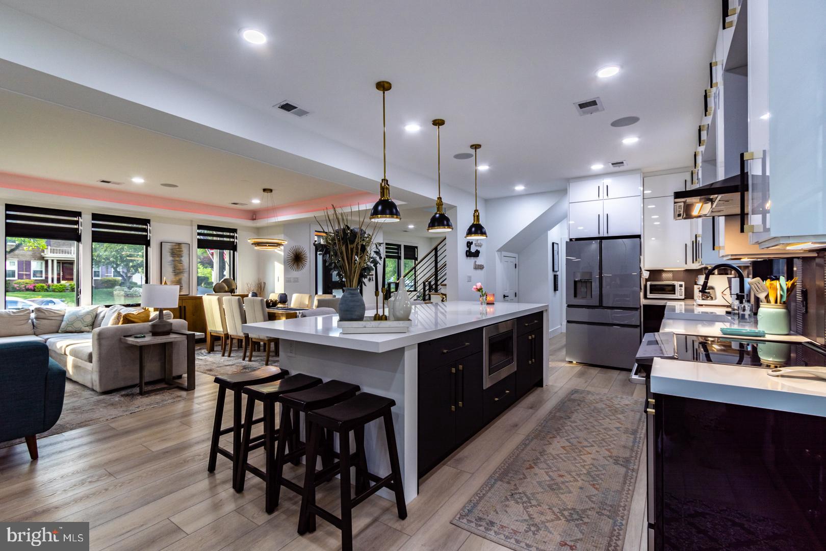 BROOKFIELD - Residential