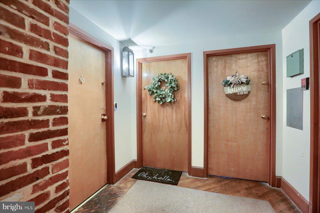 Photo of 231 N SHIPPEN ST #124, LANCASTER, PA 17602 (MLS # PALA2036286)