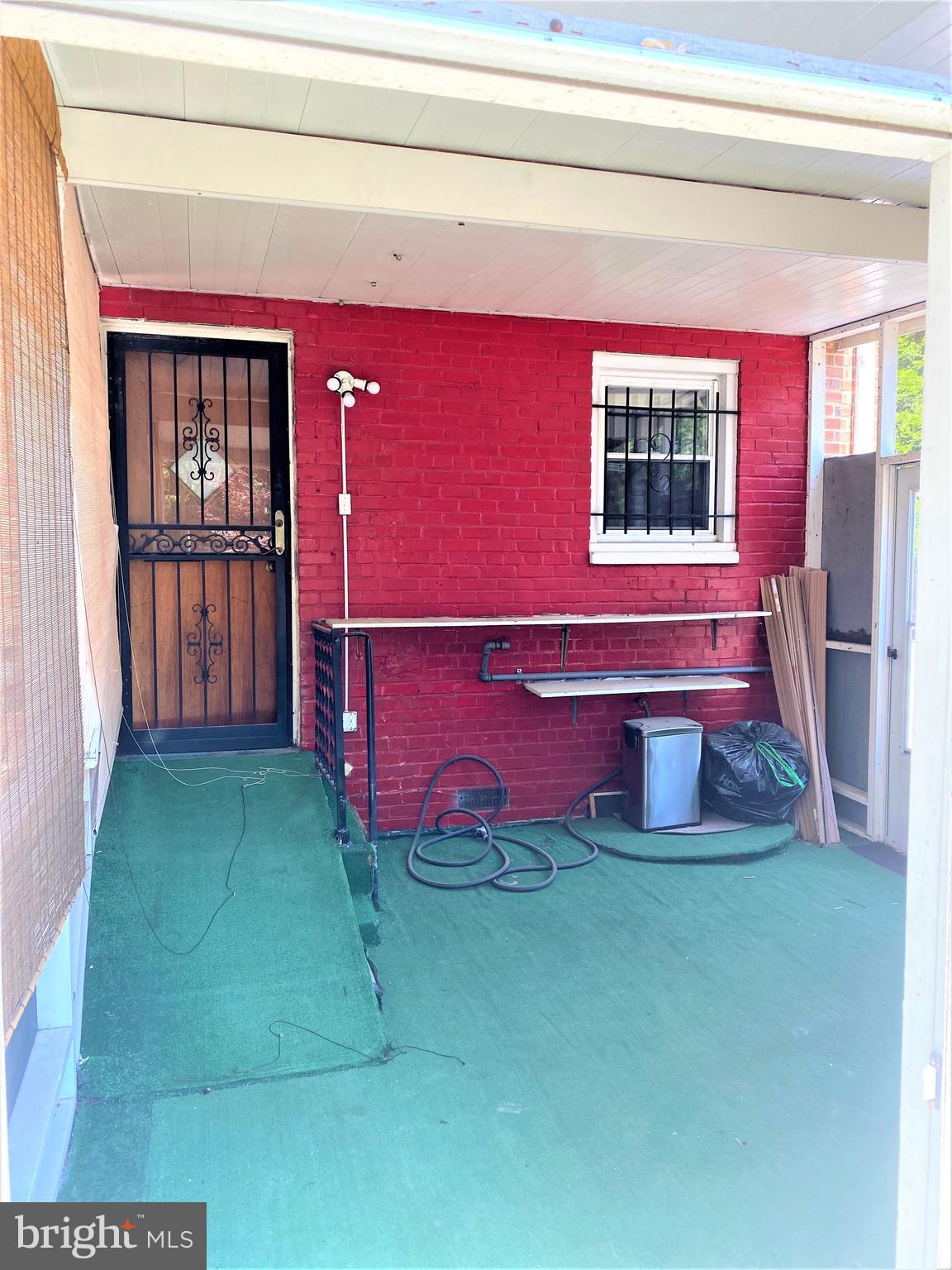 CAPITOL HEIGHTS - Residential