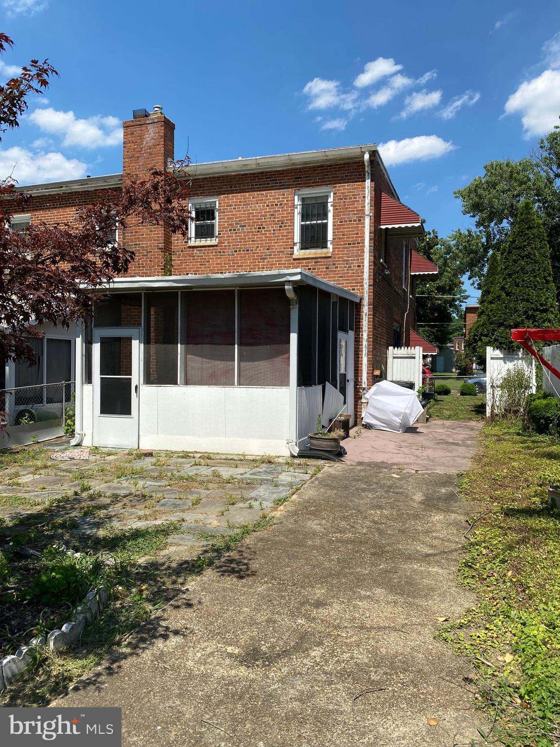 CAPITOL HEIGHTS - Residential