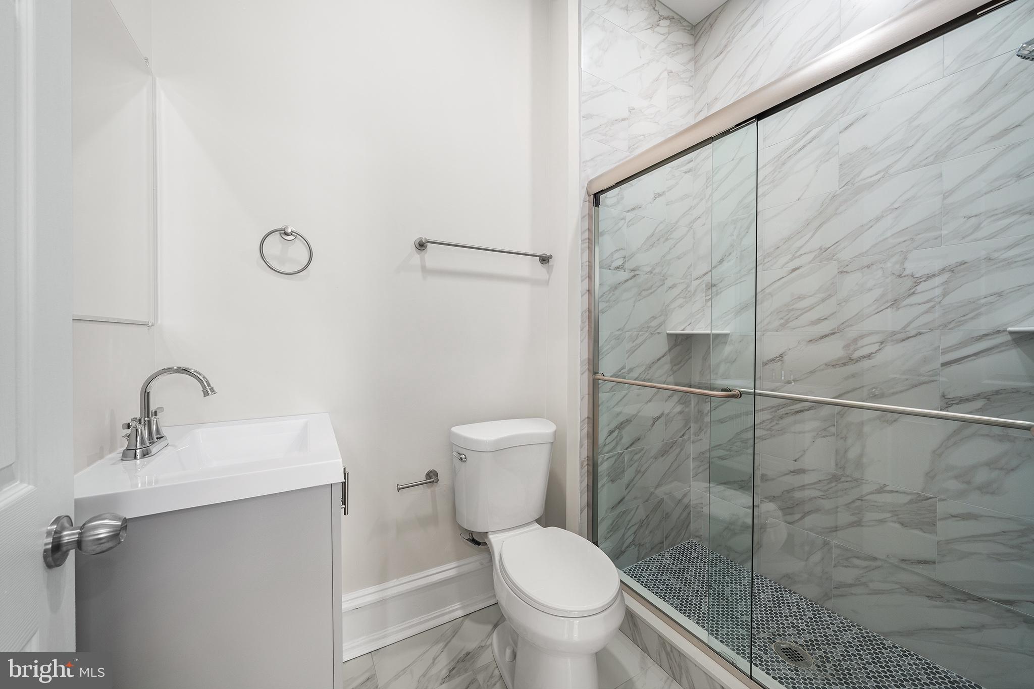 ART MUSEUM AREA - Residential Lease