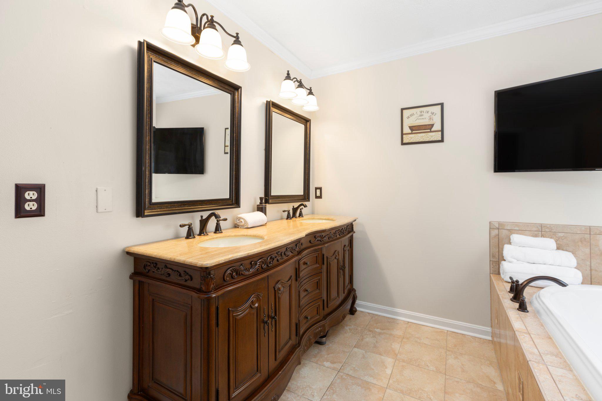 DEER RUN - Residential