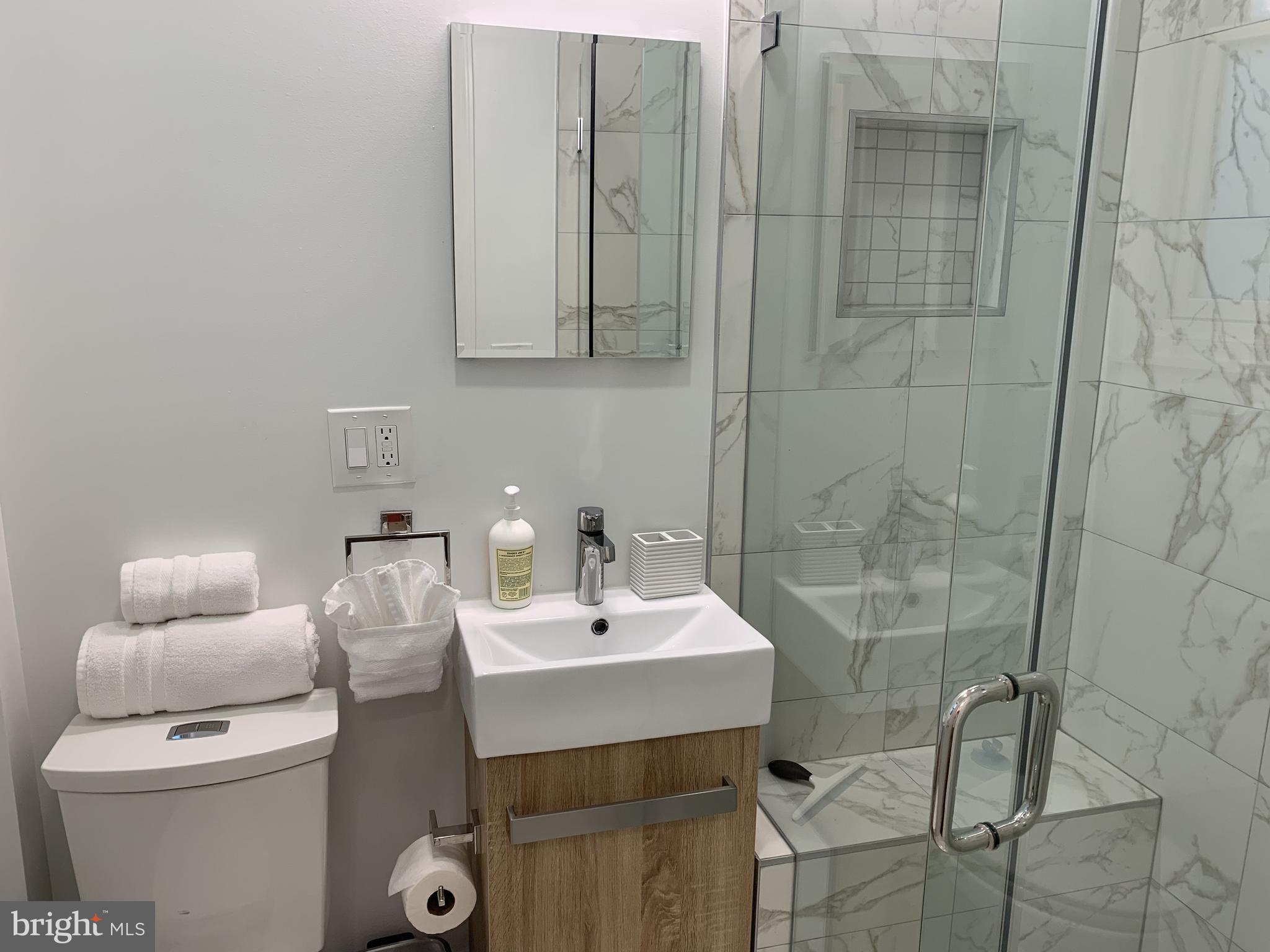 3003 P STREET NW 302